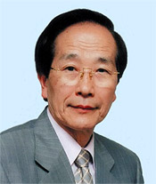 遠藤章氏