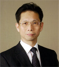 岩塚英文氏