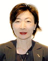 藤井光子氏