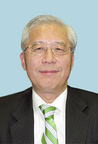 川邊　新氏