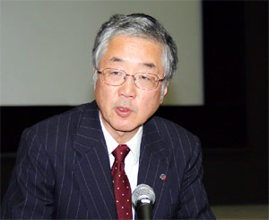 水田邦雄氏