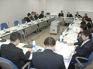 hln201003040201 薬学系人材養成のあり方に関する検討会