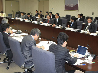 hln201004220201 今後の施策を検討したバイオイノベーション研究会