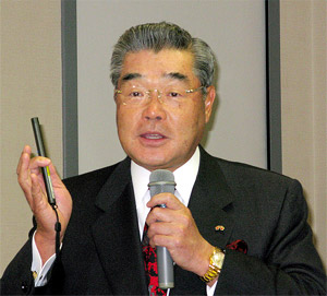 hln201102080101 熊倉社長