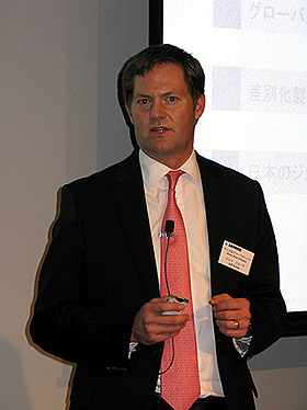 hln201103070101e78bace382b5e383b3e38389e383bbe382b8e383a7e383bce382b8ceo2 独サンド・ジョージCEO