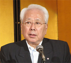 天田氏