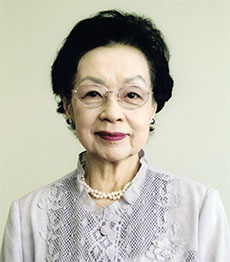 石井道子氏