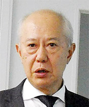 村井氏