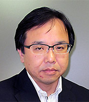 山下氏