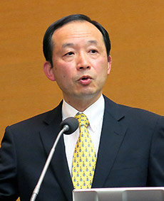 吉山氏