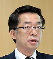 加藤氏