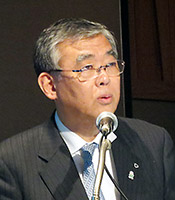 山本氏