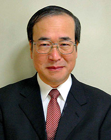 川原章氏