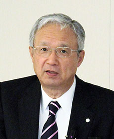 中山氏