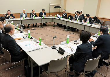 健康情報拠点薬局(仮称)のあり方に関する検討会の初会合