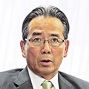 前川氏