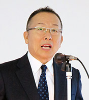 中村氏