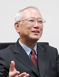 田中氏