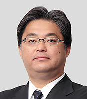 中村氏