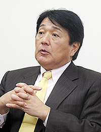 杉本氏