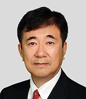 岡田氏