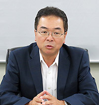 佐藤安全対策課長