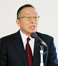 中村氏