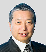 伊藤氏