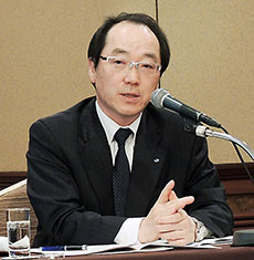 村上氏