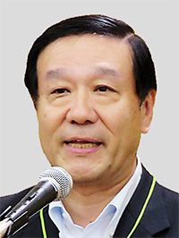 岩本敏男氏