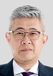 田村友一氏