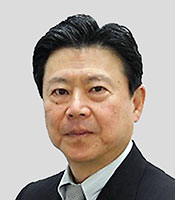 村川氏