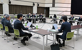 13日に開かれた厚生科学審議会臨床研究部会