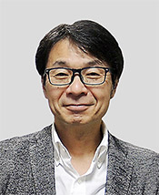 岡田浩氏