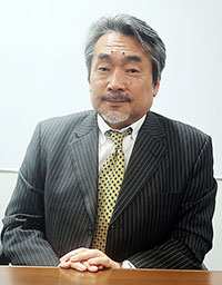 浦田泰生氏