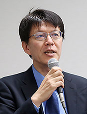 益山氏