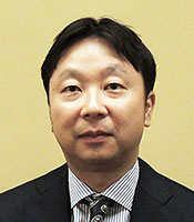 井上勝人氏