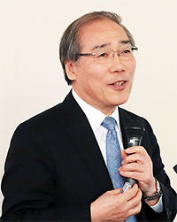 増原慶壮氏