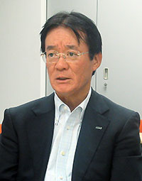 澤井光郎氏