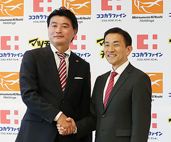 松本清雄氏（左）と塚本厚志氏