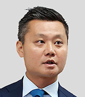 新見氏