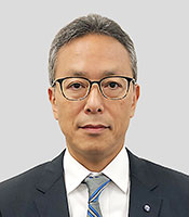 岩井氏