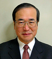 川原章氏