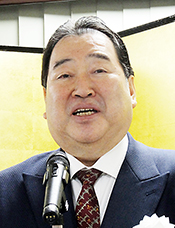 岩城修氏