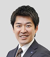 藤本氏