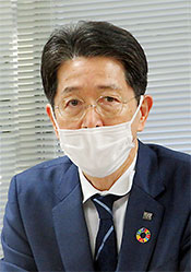 首藤正一氏