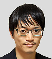 伊藤寛晃氏