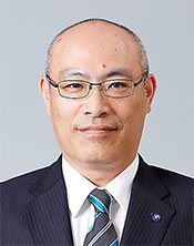 中井亨氏