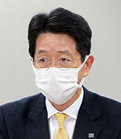 首藤氏