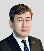 井上氏